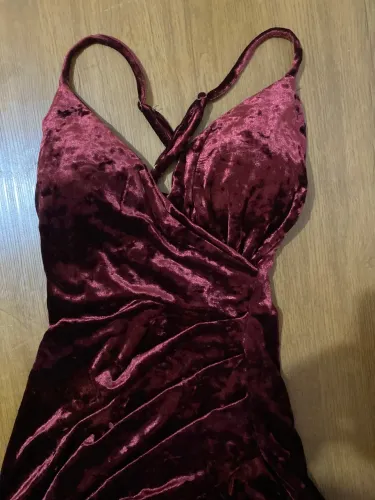 vestido vinho 