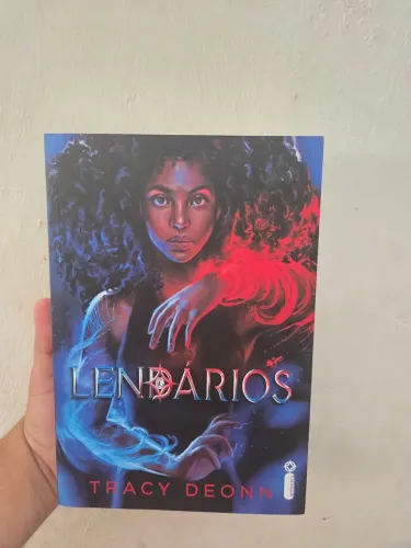 Livro (Lendários)