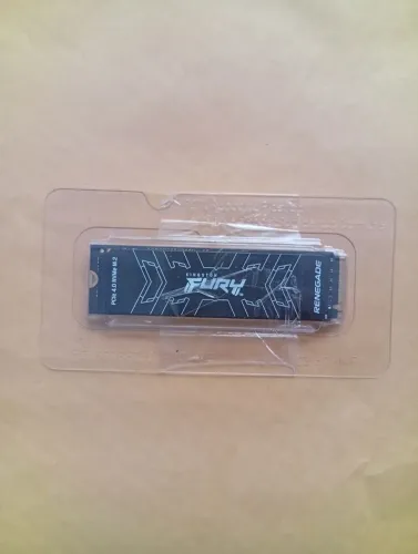 SSD Kingston Fury Renegade, 4TB, M.2 2280, PCIe 4.0 x4, NVMe SFYRD/4000G