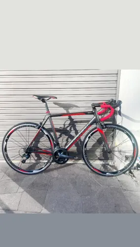 Bicicleta speed Caloi Strada Racing 700 tamanho G 56cm
