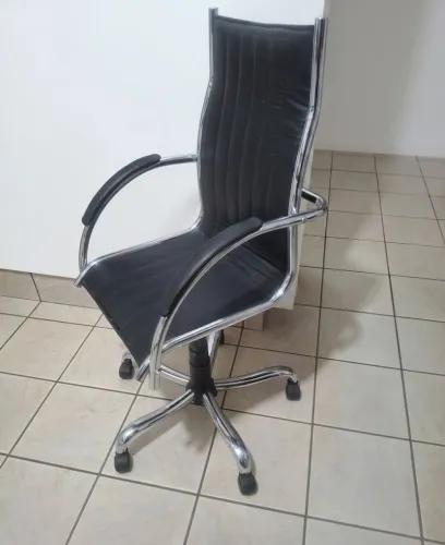 Cadeira de Escritório presidente (Valor unitário)