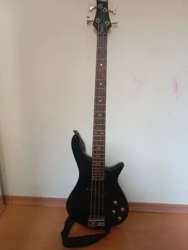 Contrabaixo Memphis TB-440