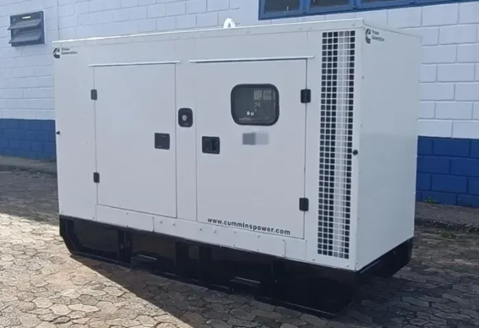 Geradores 55/50 kVA (55kVA/50kVA)