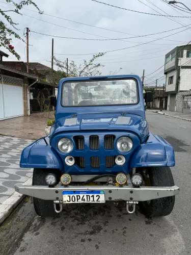 Willys Overland Jeep 2.6 12V Gasolina 2P 1977