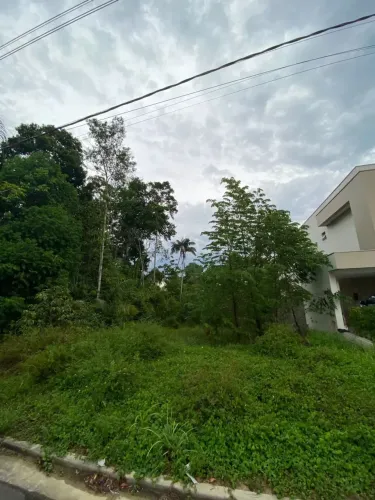 Imóvel para venda tem 363 metros quadrados em Ponta Negra - Manaus - AM