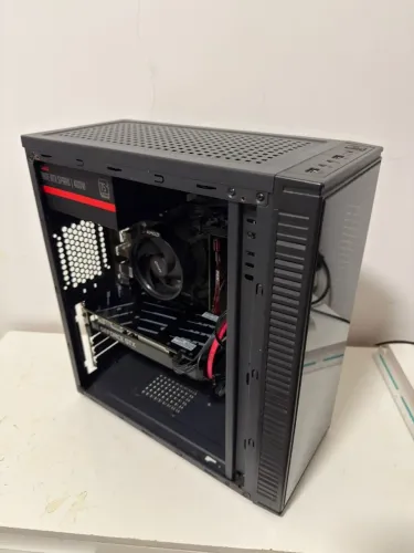 PC GAMER POUCO USADO - BARBADA