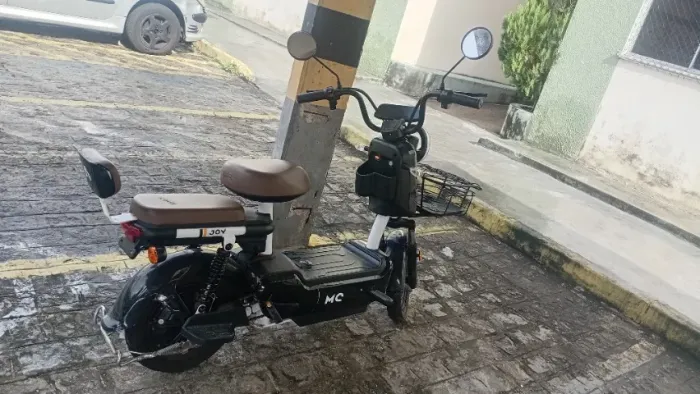 Vendo motocicleta 