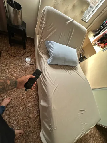 Vendo cama hospitalar motorizada Pilati idosos, pós-operatório cuidados domiciliares.