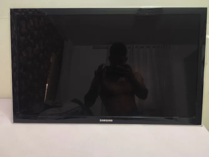 TV Samsung 32 polegadas desapego