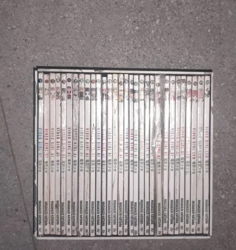 Mangá Vídeo Girl Ai completo quase toda lacrada