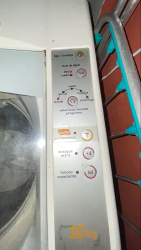 MÁQUINA DE LAVAR BRASTEMP