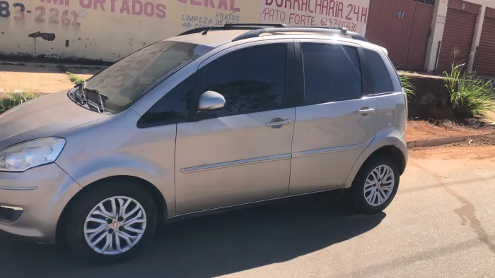 Fiat Idea Attractive 1.4 Fire Flex 8V 5P 2015
