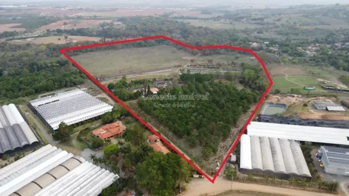 Área Rural à Venda em Holambra/SP com 19,59 Hectares, Rio, Poços Artesianos, Casas, Granja