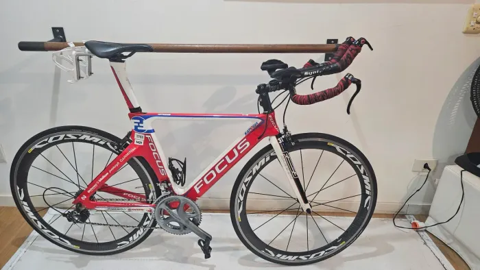 Bicicleta Focus Izalco Triathlon/Speed Carbono - Excelente Estado