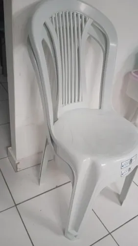 Cadeiras de plástico 2 unidade