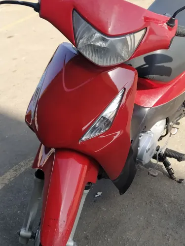 Vendo Biz vermelho 2010 toda revisada ,