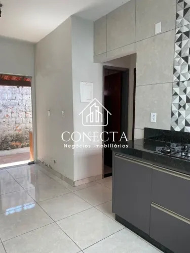 Casa residencial à venda no Bairro Jaraguá, em Uberlândia 2 quartos e suíte