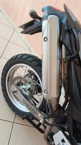 YAMAHA XT 660, PRETA, SÓ 21.000 KM, MANUAL, CHAVE RESERVA, NOVA!!!