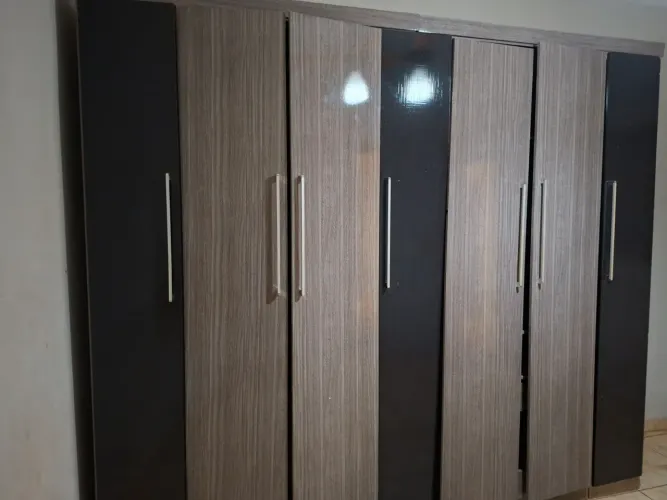 DOAÇÃO DE GUARDA ROUPA CASAL