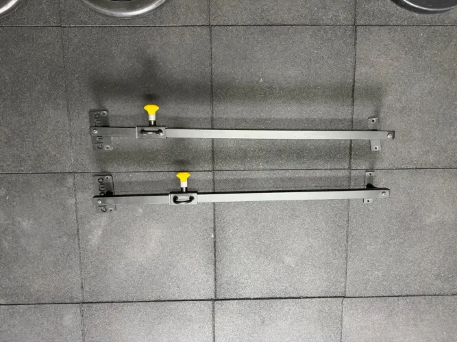 Suporte de elásticos de parede com regulagem de altura  300 os dois