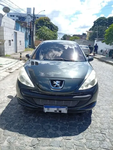 Peugeot 207 Sedan Passion XR 1.4 Flex 8V 4P 2011