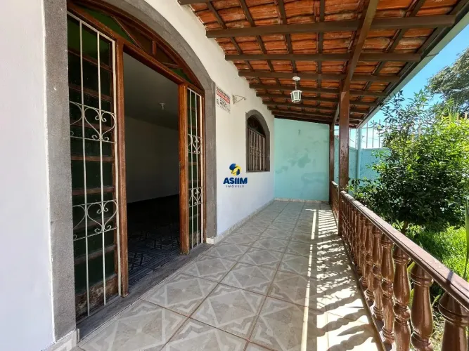 Casa ampla para aluguel em Ouro Preto, BH  5 quartos, espaço comercial