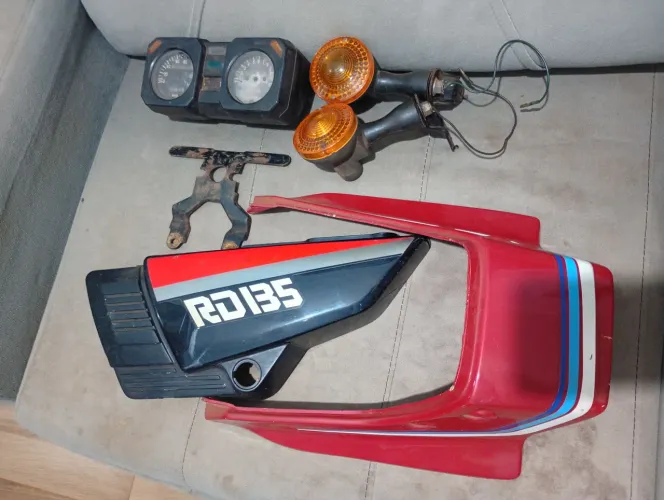 Vende se peças de RD 135 rdz rx