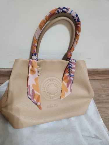 Bolsa de couro da Arezzo