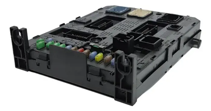 Módulo Fusível Peugeot 307 2008/2009 - 281197595