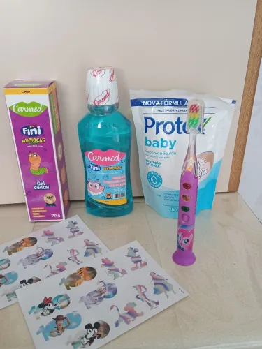 Kit de higiene infantil produto novos