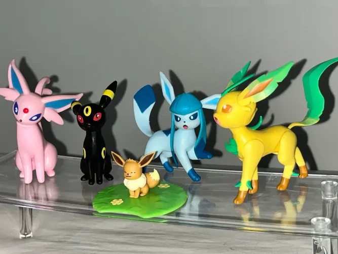 Pokémon Eeevee, Leafeon, Glaceon, espeon e umbreon