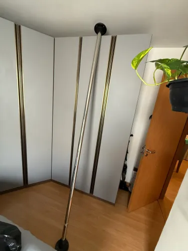 Pole dance giratório 