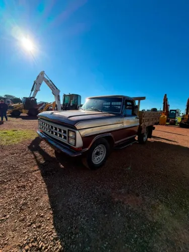 Ford F1000 ano 85, motor MWM