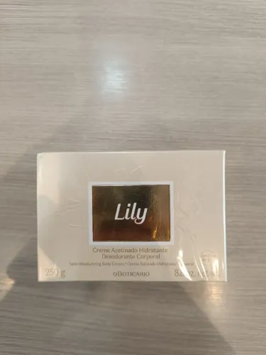 Hidratante Boticário Lily