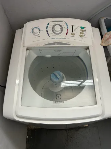 Máquina de lavar 12 kg