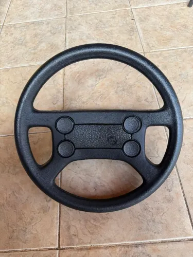 Volante 4 bolas primeira linha novo $300