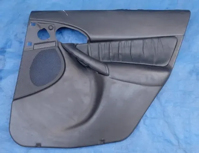 Forro De Porta Traseira Direita Focus Sedan 2004 2005