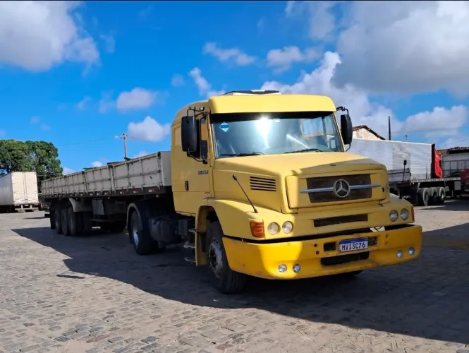 Vendo Mercedes Benz 1634, ano 2006.
