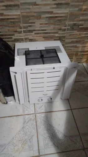 Ar condicionado de janela 9.000