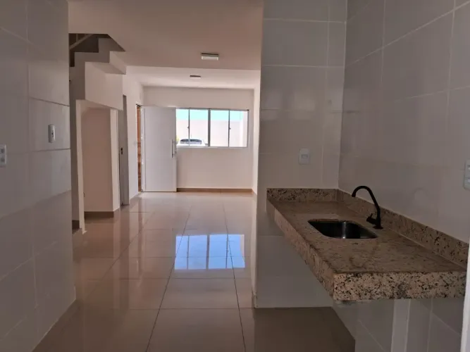 ALUGA-SE CASA DUPLEX NO CONDOMÍNIO GRAN VITTA