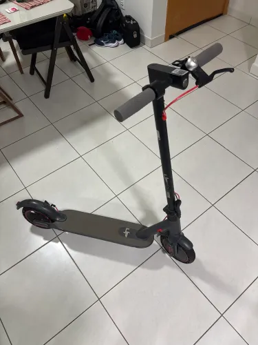 Vendo Patinete UP Move Pro