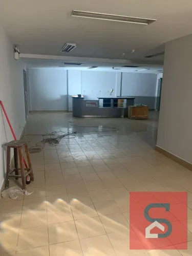 Compre Conjunto / Sala em Centro por R$ 3.500.000. Imóvel Comercial em Cabo Frio/R
