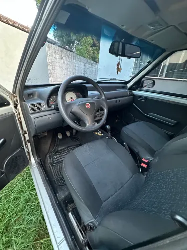 Fiat Uno Mille Celeb. WAY Econ. 1.0 F.flex 4P 2012