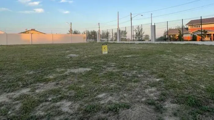 Terreno em Condomínio com 4 Dormitorio(s) localizado(a) no bairro Capão Novo em CAPÃO DA C