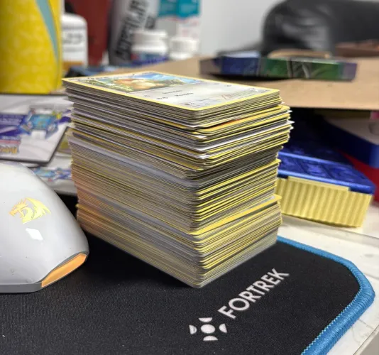 Bulk 270 Cartas Borda Amarela - Pokémon