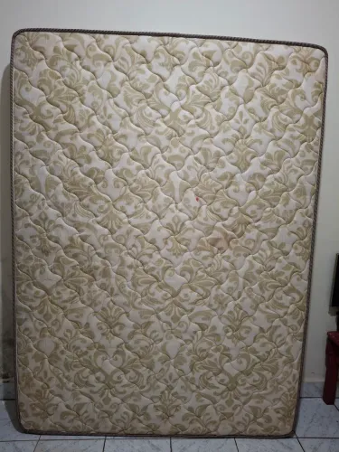 Colchão Casal D33 - Novo