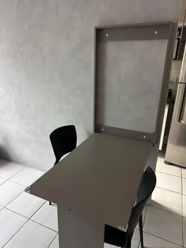 Mesa Dobrável em L