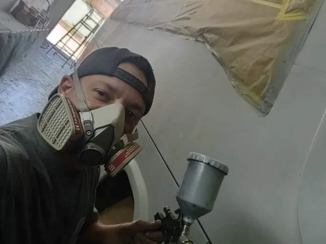 Pintor/preparador automotivo