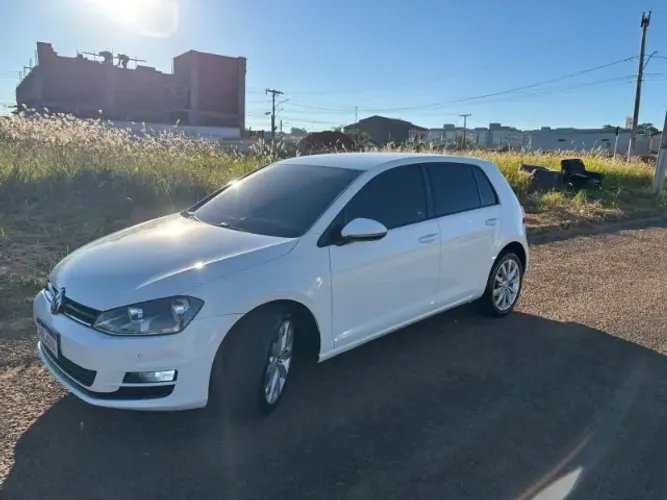 Volkswagen Golf Comfortline 1.0 TSI Total Flex Mec. 2017