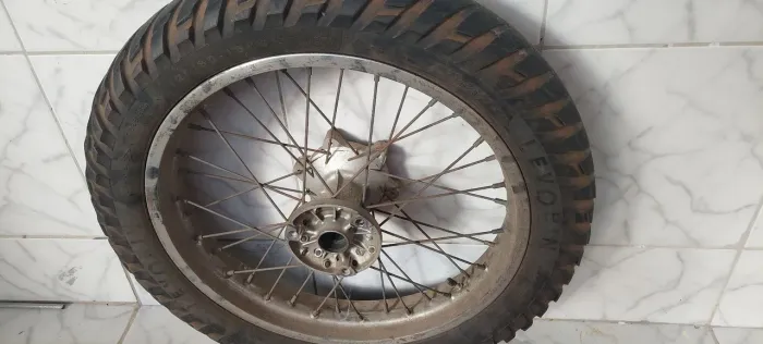 Roda aro 18 completa